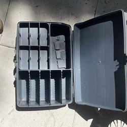 Plano over and under tackle box
