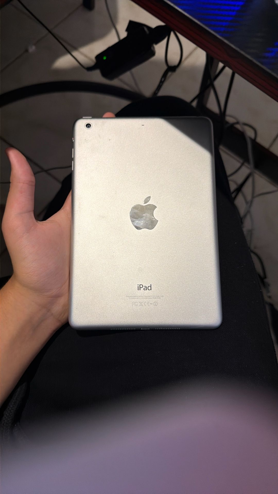 apple ipad mini 2 silver edition