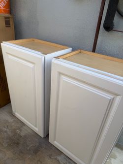Pair of Hampton 18 in. W x 12 in. D x 30 in. H Assembled Wall Kitchen Cabinet in Satin White