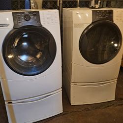 Washer And Dryer  Gas 