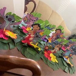 Lilo & Stitch Wooden Centerpieces – Set of 8 for $70