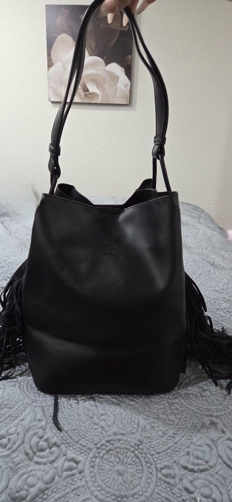 Calvin Klein Shoulder Bag