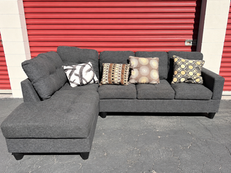 FREE DELIVERY & INSTALLATION GRAY SECTIONAL COUCH