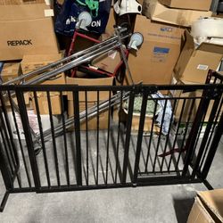 Adjustable Dog Gate With Door