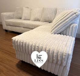 FREE White Glove Delivery – S300 Gia Silver Sectional | Brand New