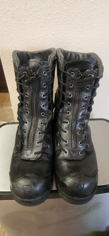 12 Wide Thorogood Station Boots