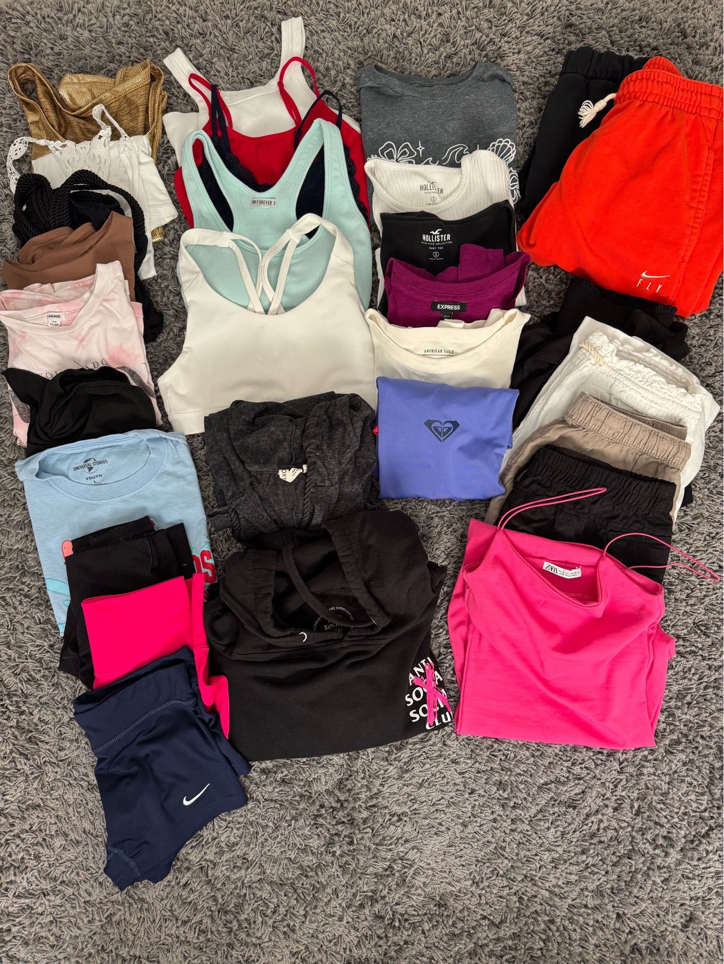 Pack of 30 items women clothes size S