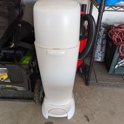 Diaper Genie Pail