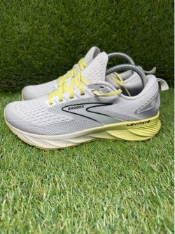 Brooks Levitate 6 Womens Size 9B Shoes Gray Yellow Running Walking Gym Cushion