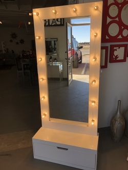 NEW FLOOR VANITY MIRROR