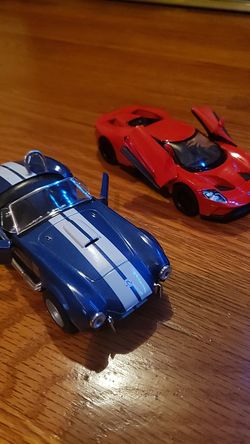 Toy cars 2017 Ford gt/ 1965 Shelby cobra