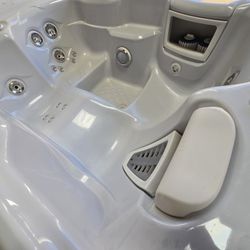 spa, jacuzzi, hot tub 