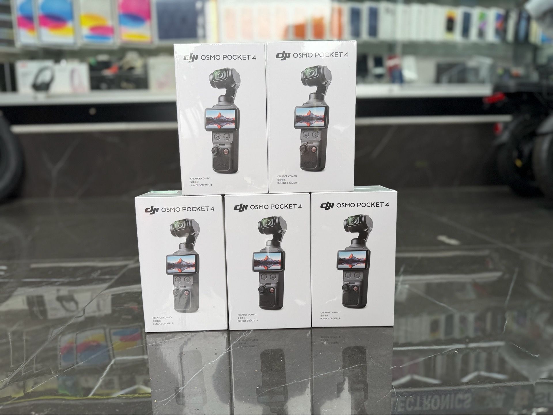 DJI OSMO POCKET 4 (Creator Combo) (Take It Home In Payments/ llévatelo a casa en pagos) only $10 down