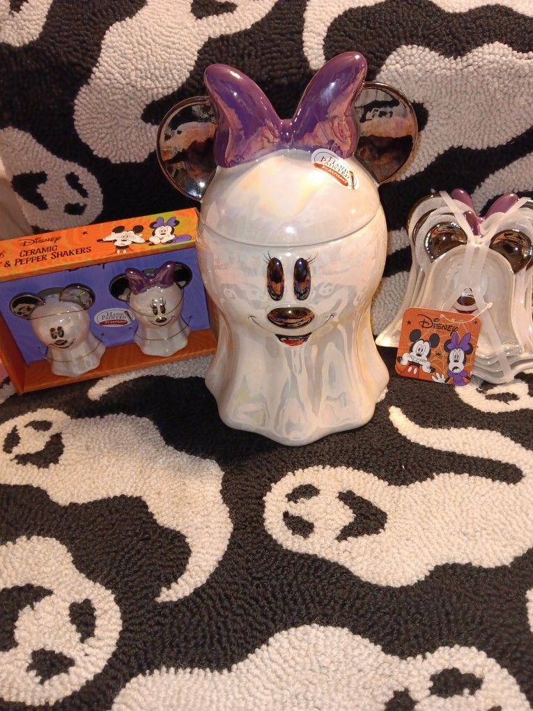 MINNIE MOUSE BY DISNEY (HALLOWEEN)🎃