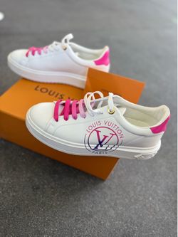 Shoes size 8.5
