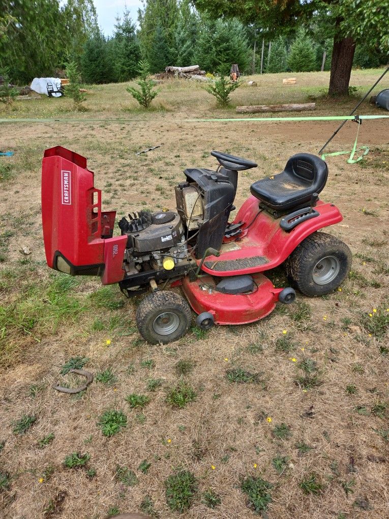 Riding Lawn Mower 46 Craftsman T2500 for Sale in Battle Ground WA OfferUp