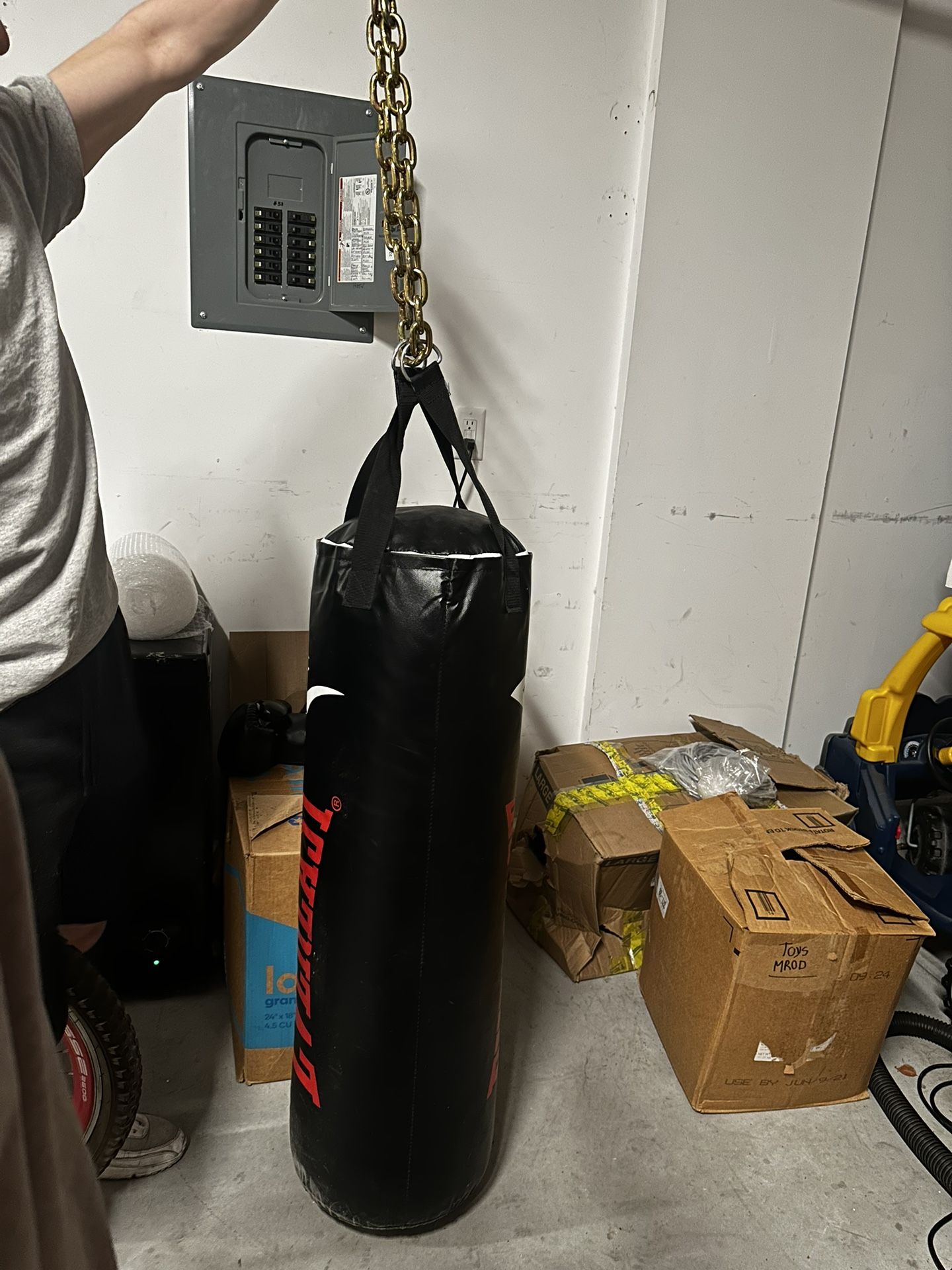 60lb Punching Bag With Boxing Gloves