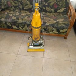 Dyson vaccuum
