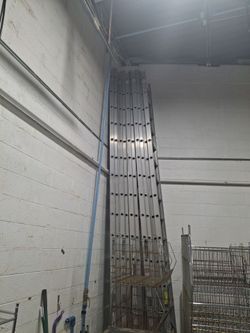 32 foot ladders