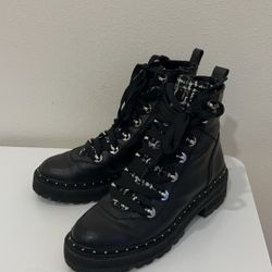 STEVE MADDEN black leather lace up combat boots