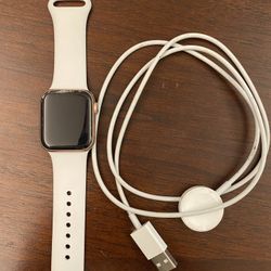 Apple Watch Series 4 Cellular 40mm cracked