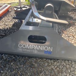B&W Fifth Wheel Companion 