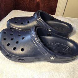 Crocs unisex Slip-On Sandals Navy sizeM9 W11 Lightweight Non-Slip Comfort Rubber