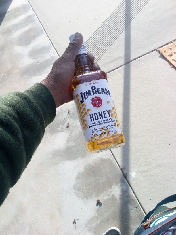 Jim Beam Honey Kentucky Straight Bourbon Whiskey 70 Proof - 1.75 Liter