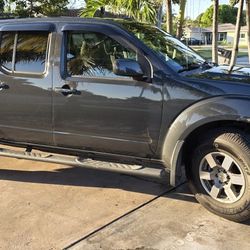 2011 Nissan Frontier Pro Series
