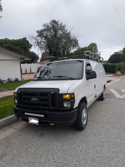 2011 Ford E-150