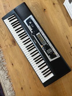 Yamaha YPT 210 keyboard - Unused