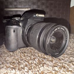 Canon EOS Rebel t5 DSLR Camera 
