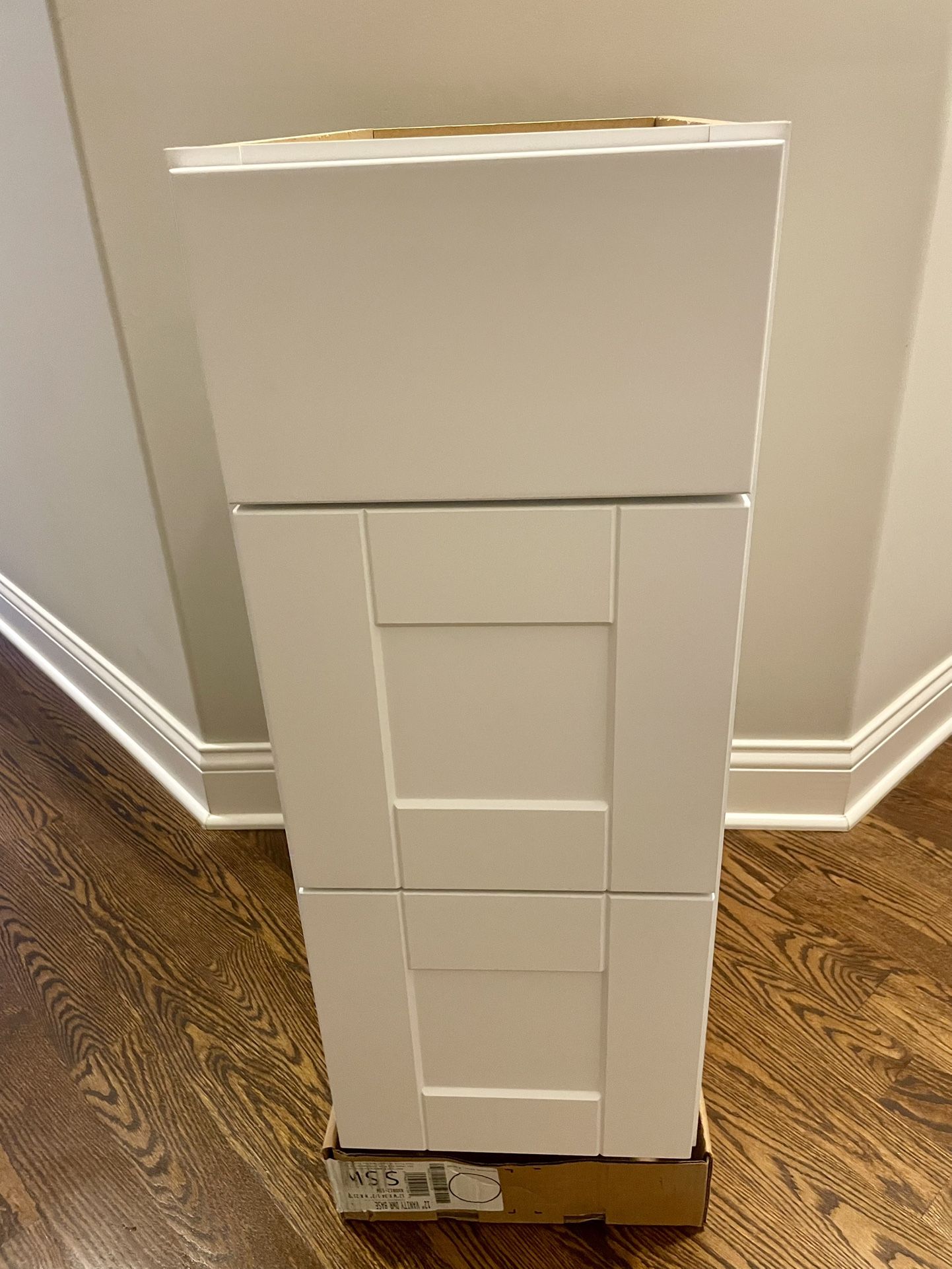 Hampton Bay Shaker 12 x 21 x 34.5 Assembled Bath 3- Drawers Base Cabinet in Satin White