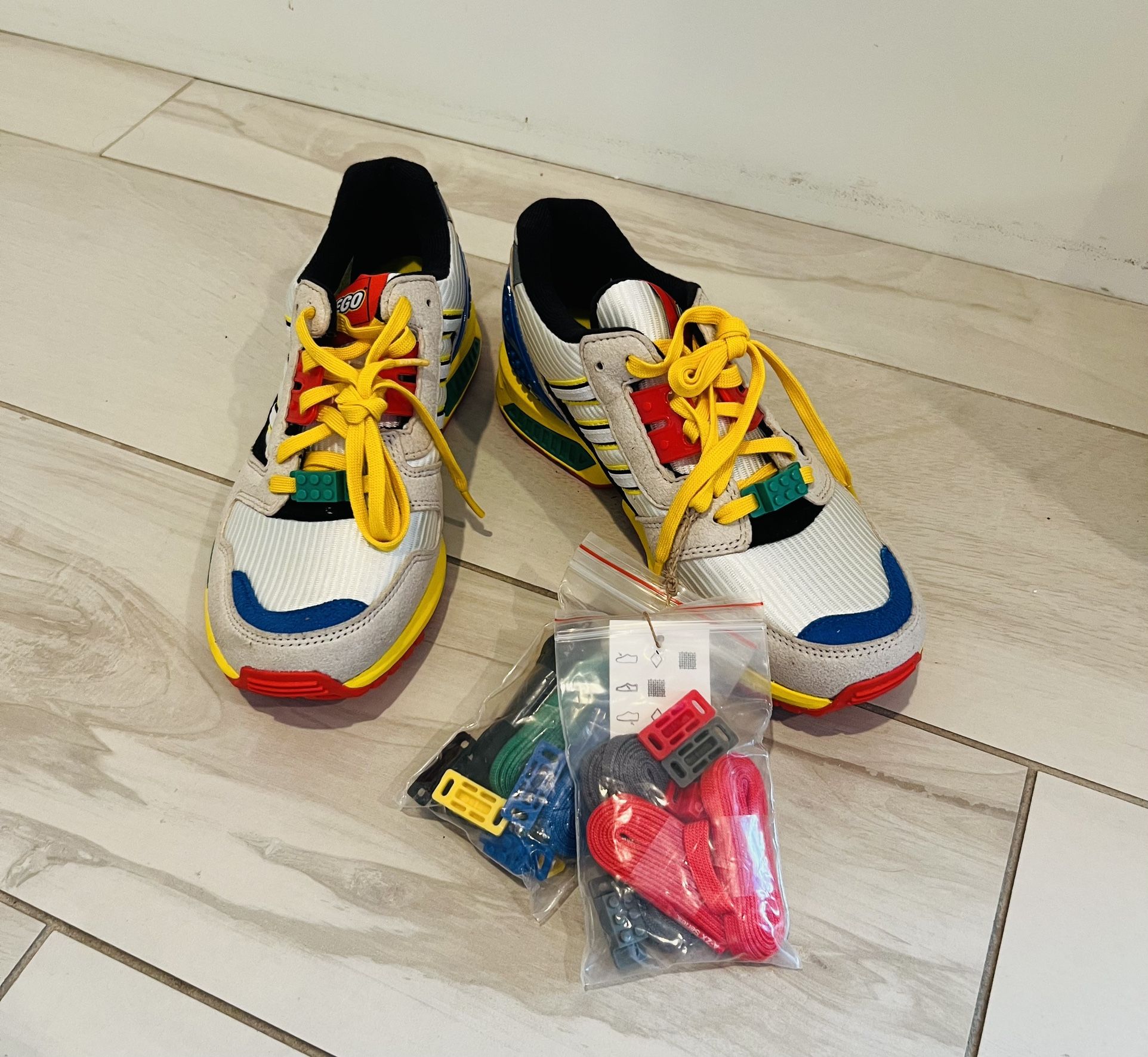 Adidas ZX 8000 LEGO Limited Edition Shoes Men's Size (youth