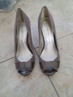 ANNE AK KLEIN Size 8