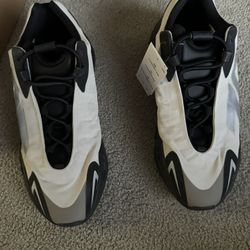 Yeezy 700 MNVN Bone Size 12 Brand New