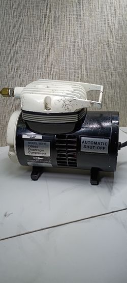 Badger Model 180-11 Oilless Diaphragm Airbrush Compressor – Automatic Shut-Off