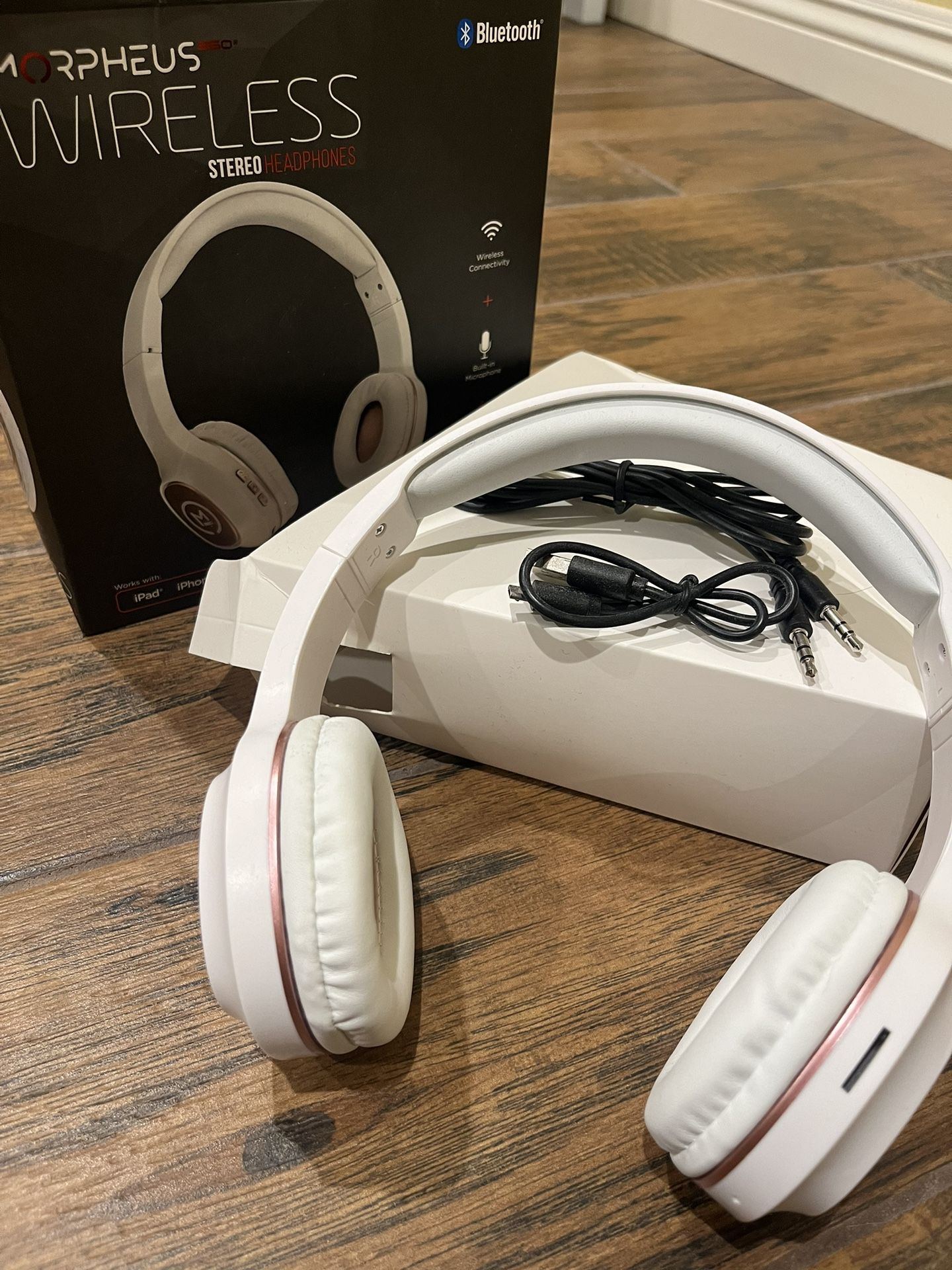 Morpheus Wireless Stereo Headphones HP4500R