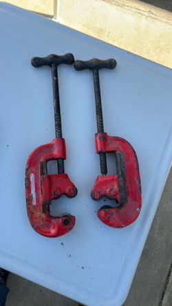 Pipe wrench