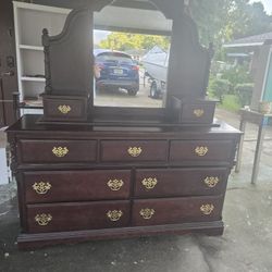 Lovely cherry Real wood Dresser with matching mirror