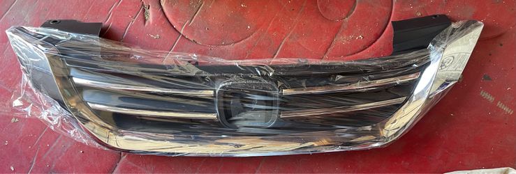 Honda  Accord Black /Chrome front grille