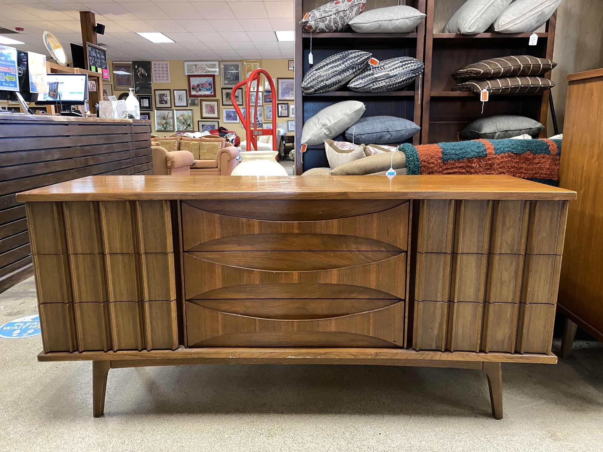 Lowboy United MCM Dresser