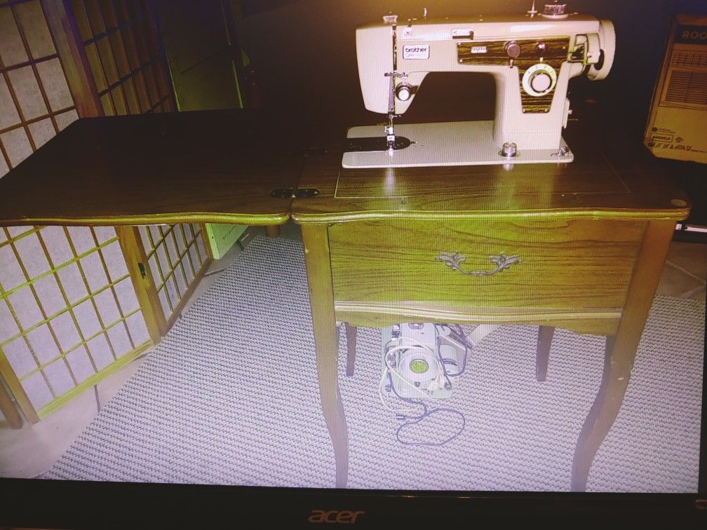 Vintage Brother Opus 821A Sewing Machine In Cabinet