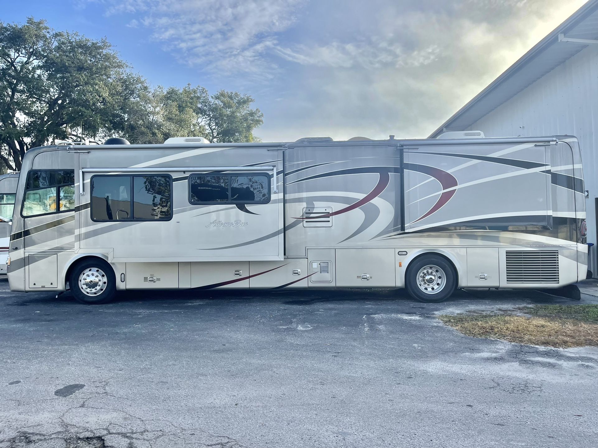 2006 Tiffin Allegro 40QDP