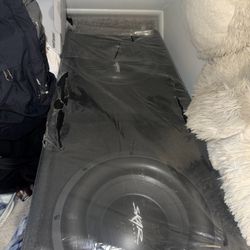 Skar Audio 12” Subwoofers