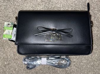 Badgley Mischka crossbody