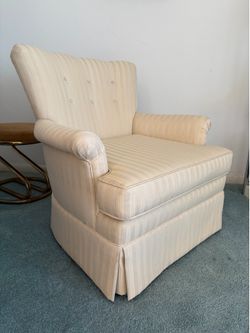 Vintage Swivel Wingback Accent Chair