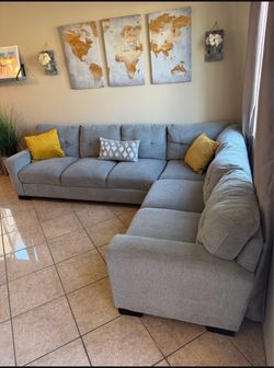 Beautiful Grey sectional couch from COSTCO
