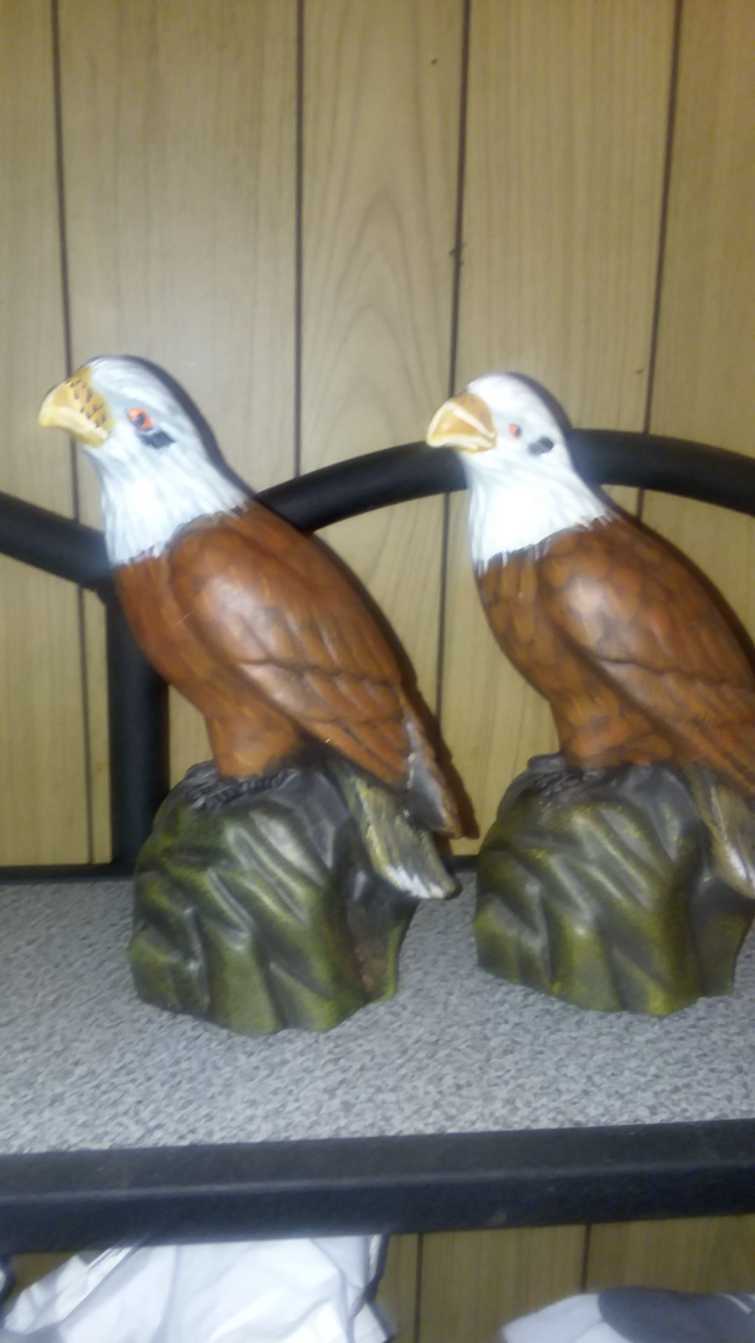 2 American eagle statues in perfect condition only 20