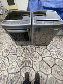 LG WASHER AND GAS DRYER (FREE DELIVERY AND INSTALLATION)